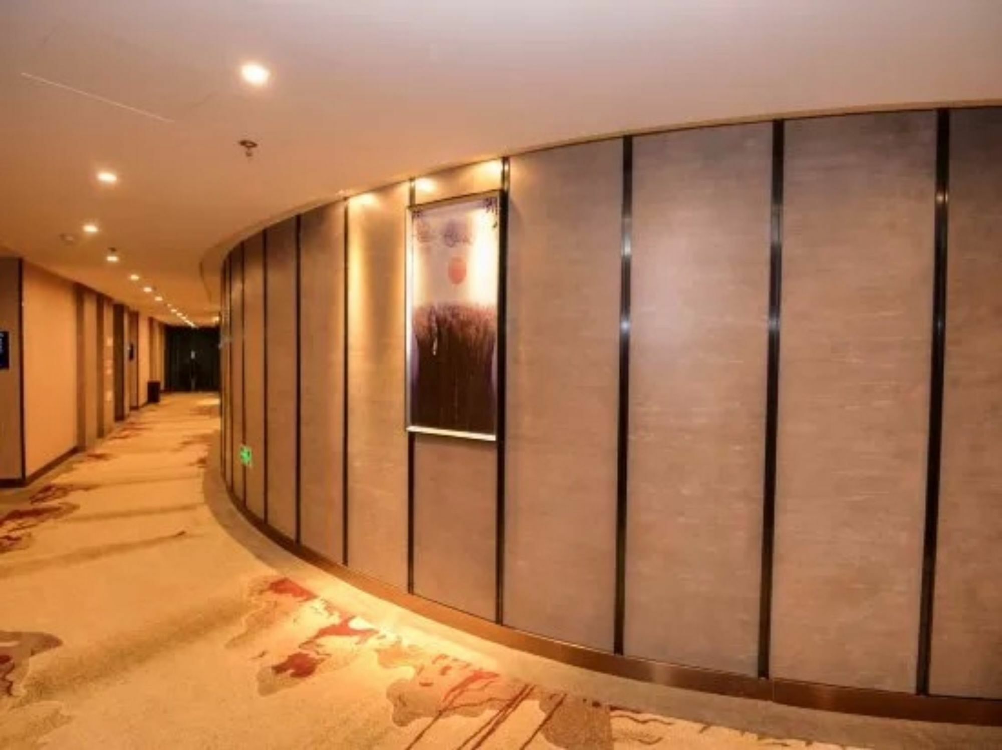 Days Hotel & Suites Shishi Quanzhou  Esterno foto
